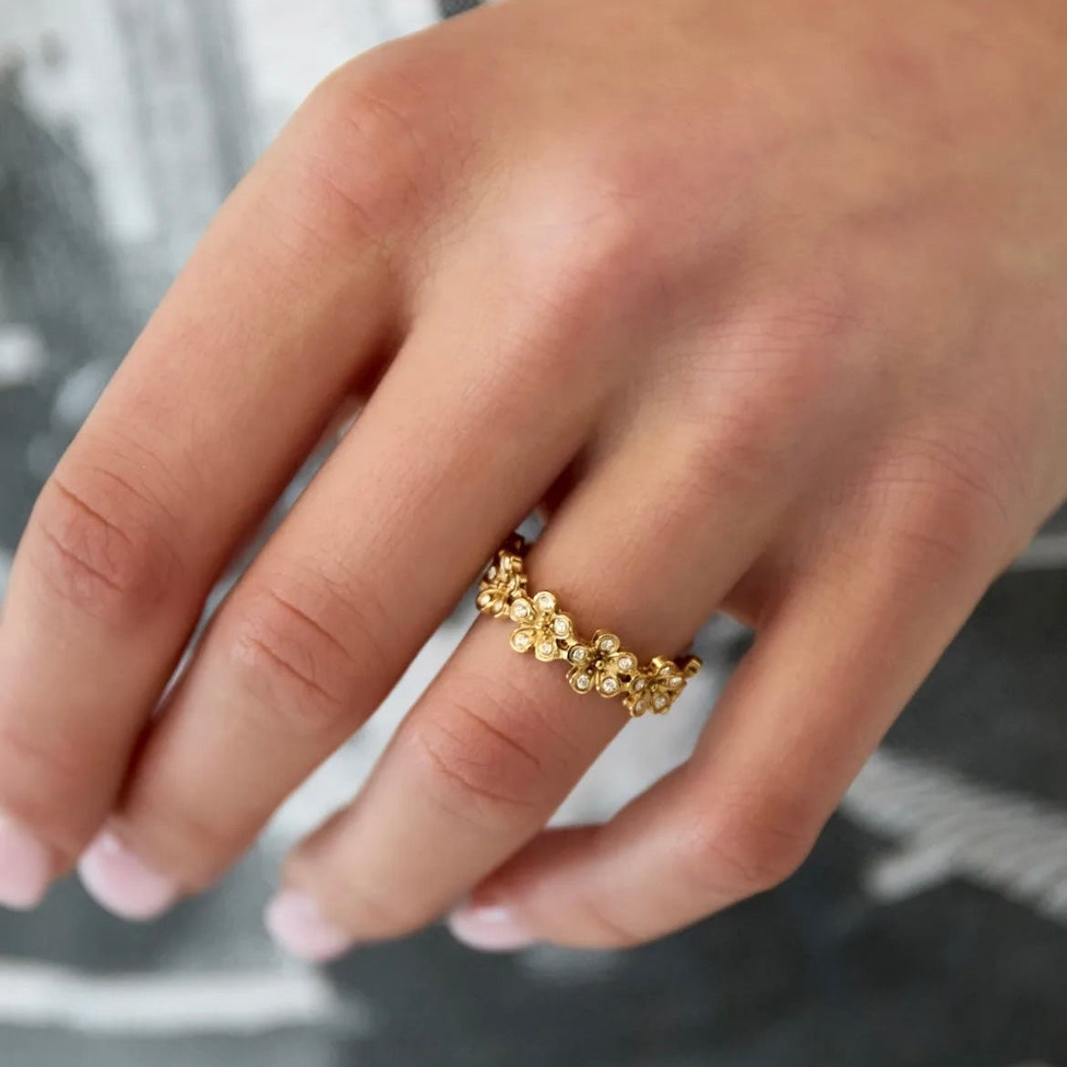 NAELLE ring