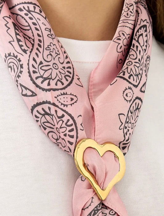 Scarf clip heart