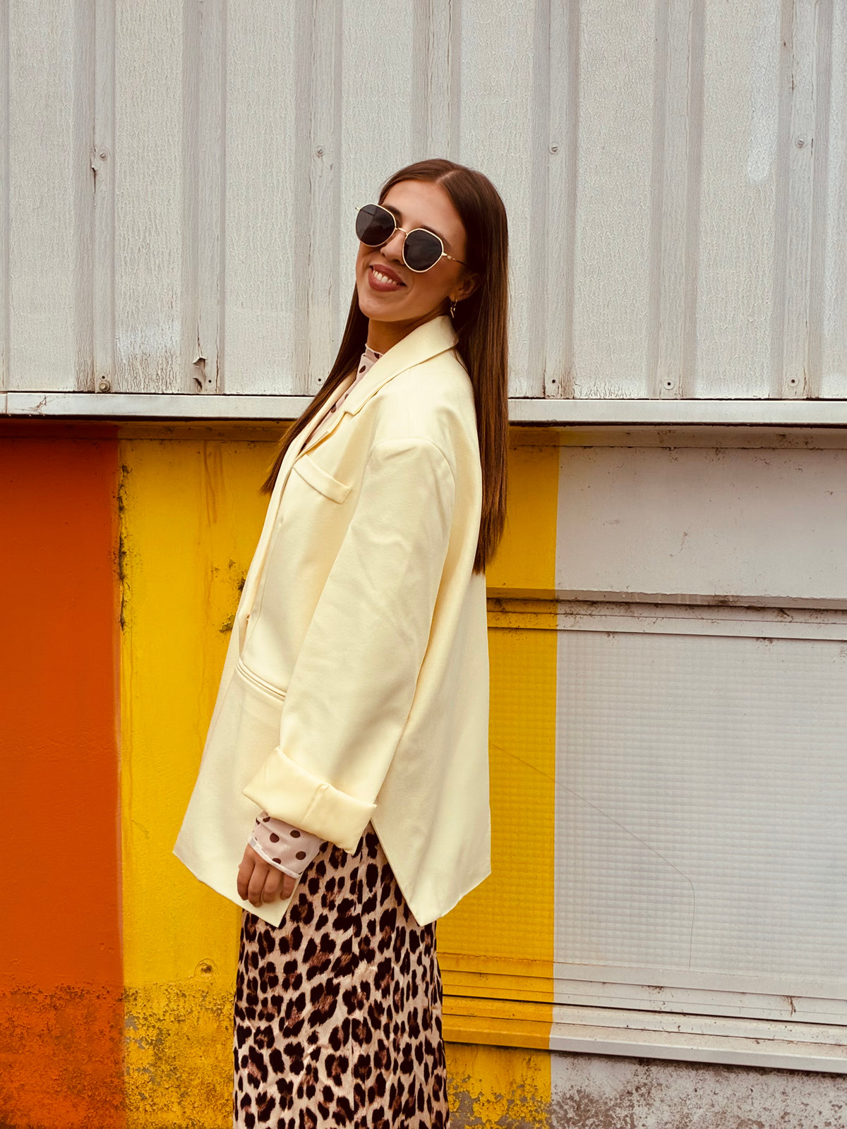 ODETTE Oversized Gele Blazer